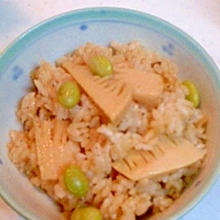 枝豆とタケノコご飯